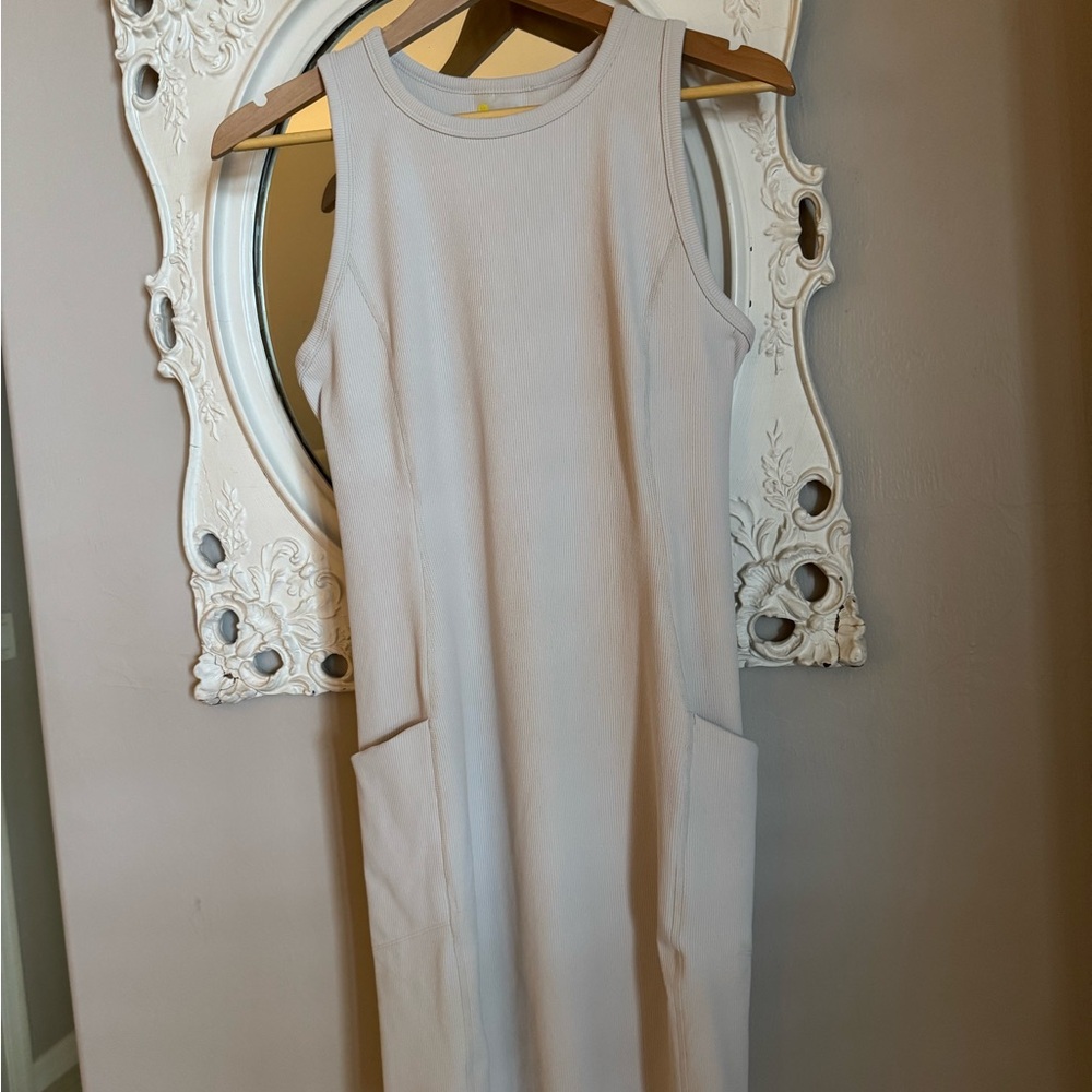 Zella Elegant Sleeveless Athetic Dress in Cream